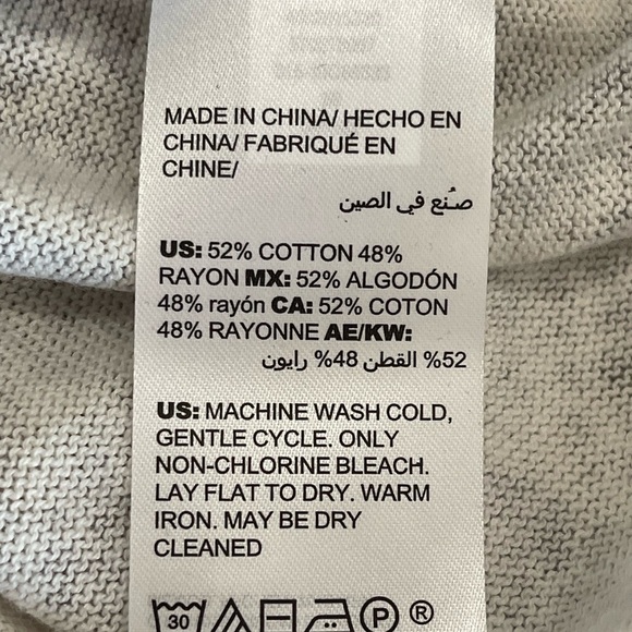 Chicos python print zippered back mock neck NWOT size Chicos 2 or US large - Picture 6 of 16